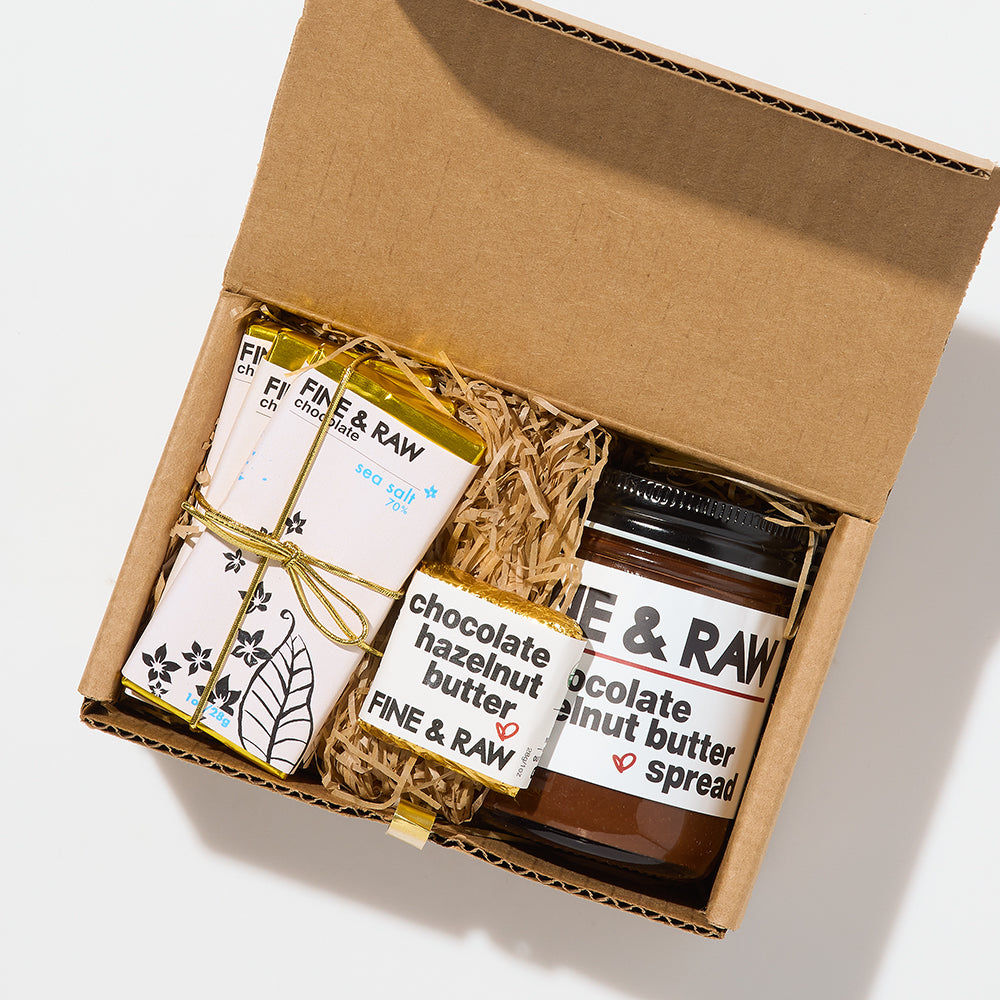 Essential Starter Kit by FINE & RAW organic bean to bar chocolate