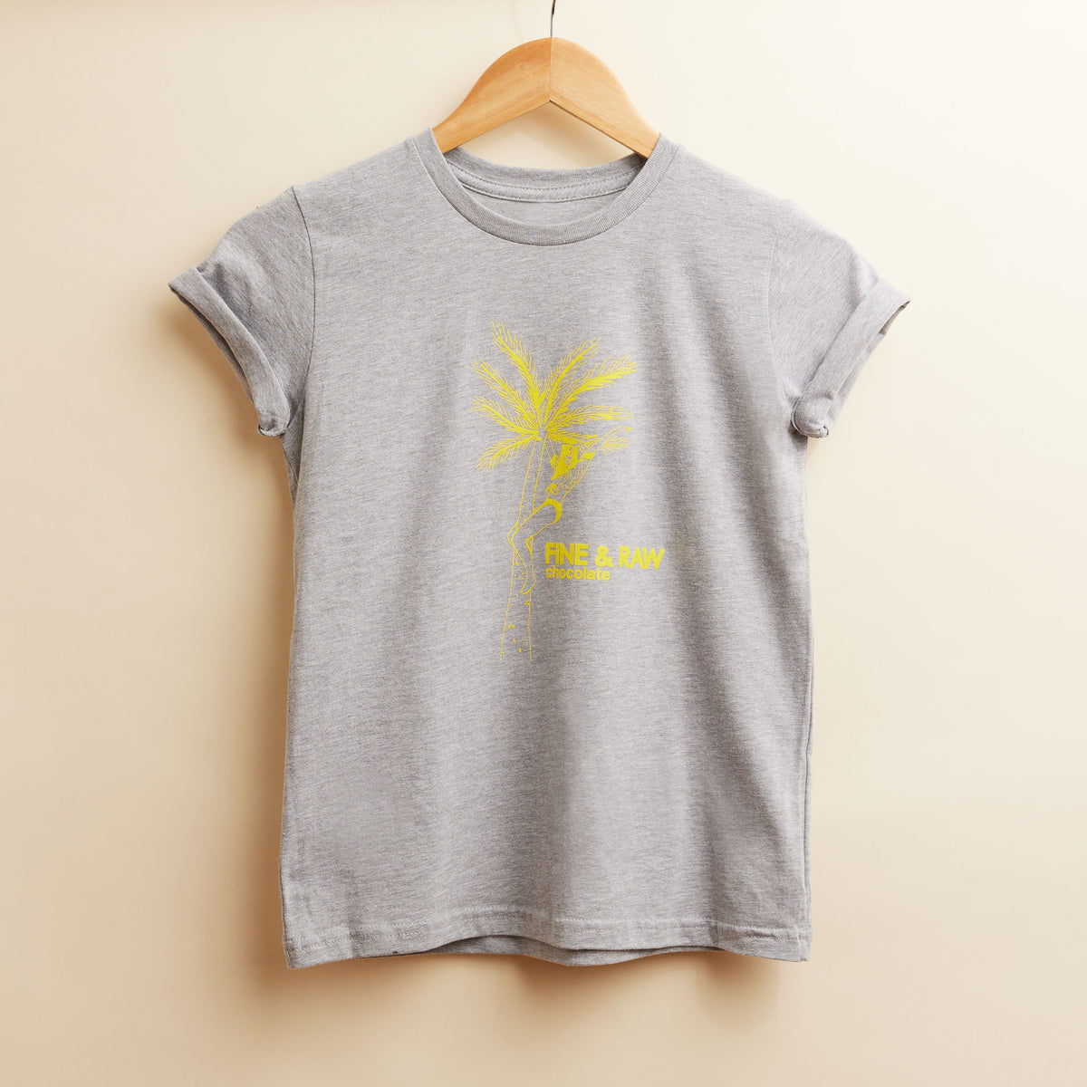 tee shirt with FINE & RAW girl 